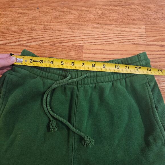 Aritzia TNA Cozy Fleece Green Shorts Size Small - Picture 4 of 7